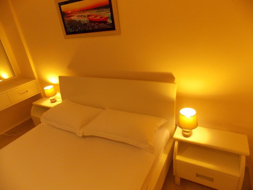 Amber Apartments Sarandë Exteriér fotografie